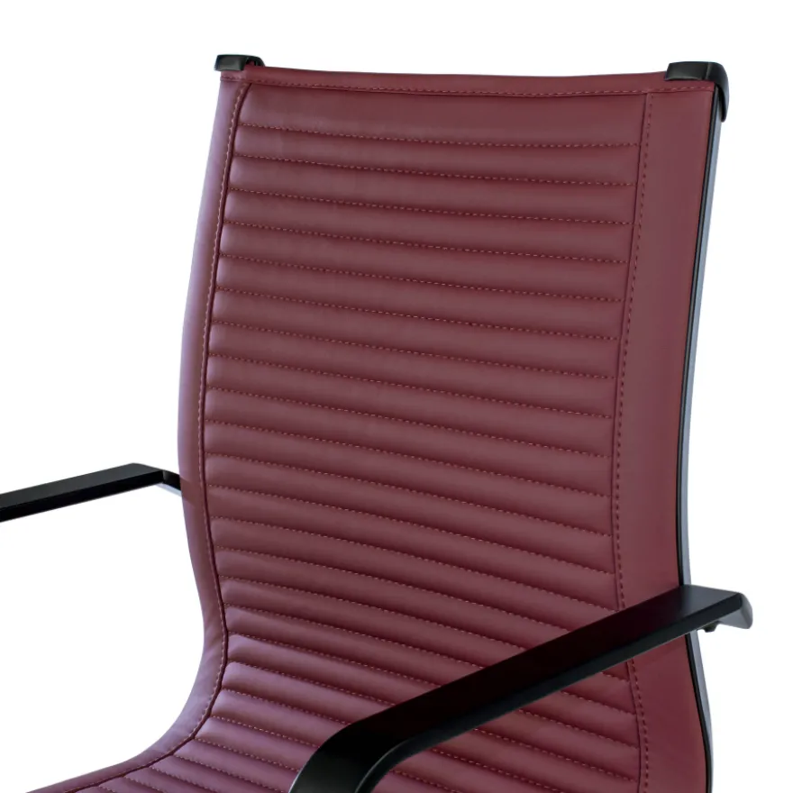 Poltrona da ufficio design Brenton, schienale basso, struttura nera, ecopelle