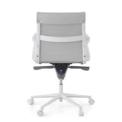 Sedia da ufficio Design Cagliari, struttura bianca, schienale basso, ecopelle