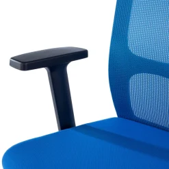 Sedia per Ufficio Pivot, braccioli regolabili, rete