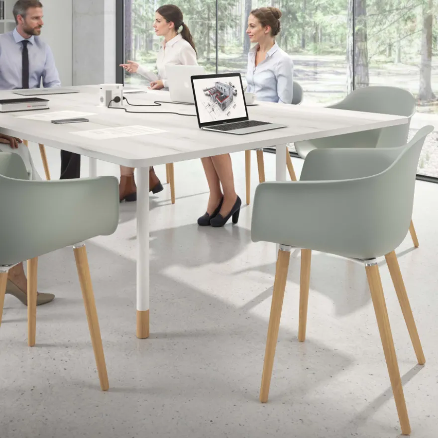 Sedia Scandinava Alice, Gambe in Legno