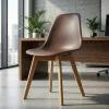 Sedia Scandinava Bergen, gambe in legno