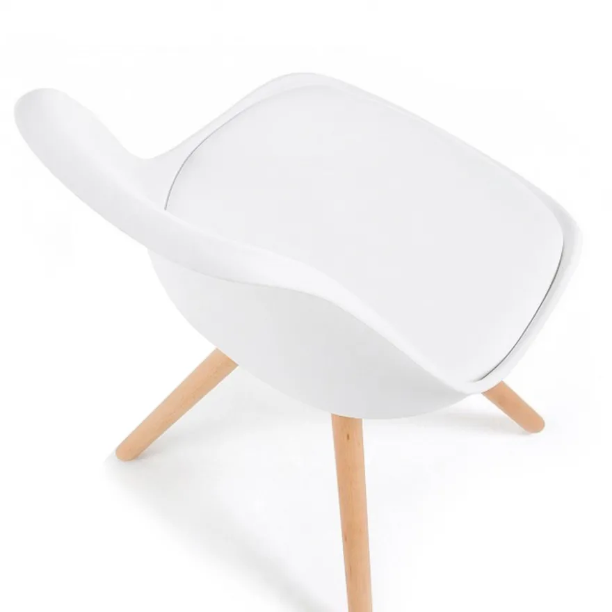 Sedia scandinava Norway, design, gambe in legno