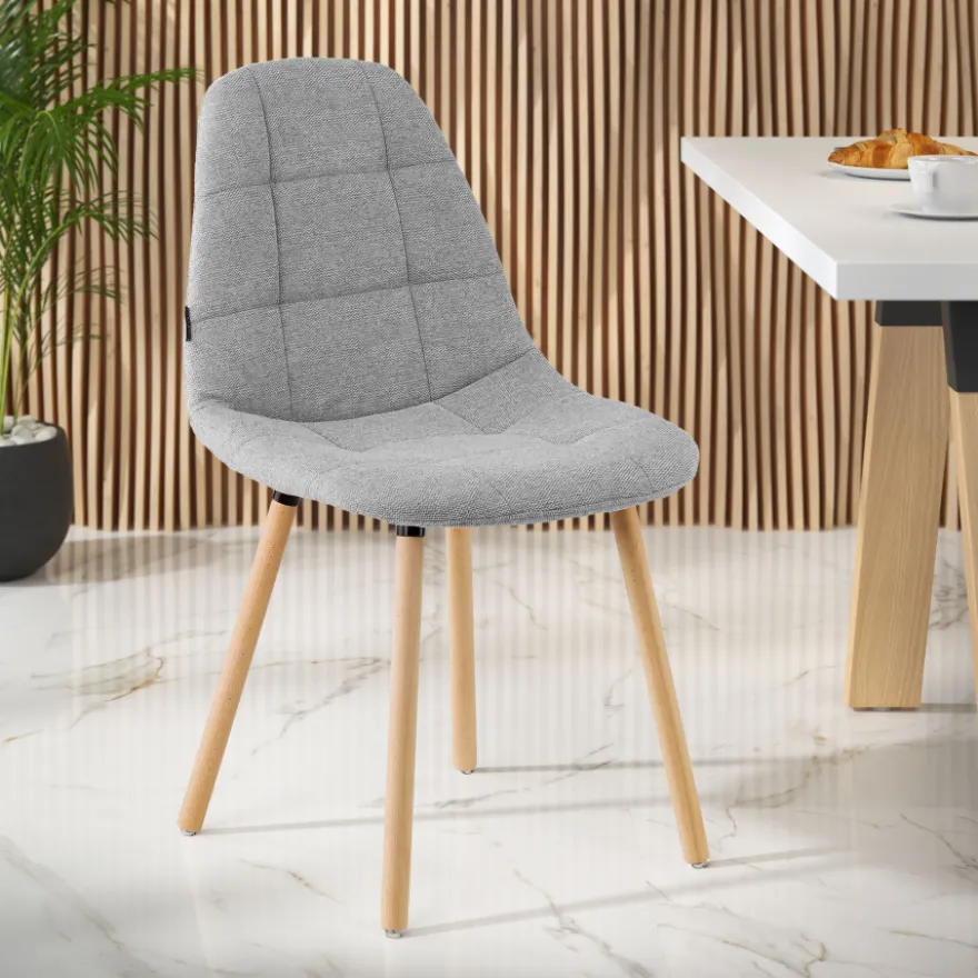 Sedia Scandinava Zafir, spessa imbottitura, gambe in legno