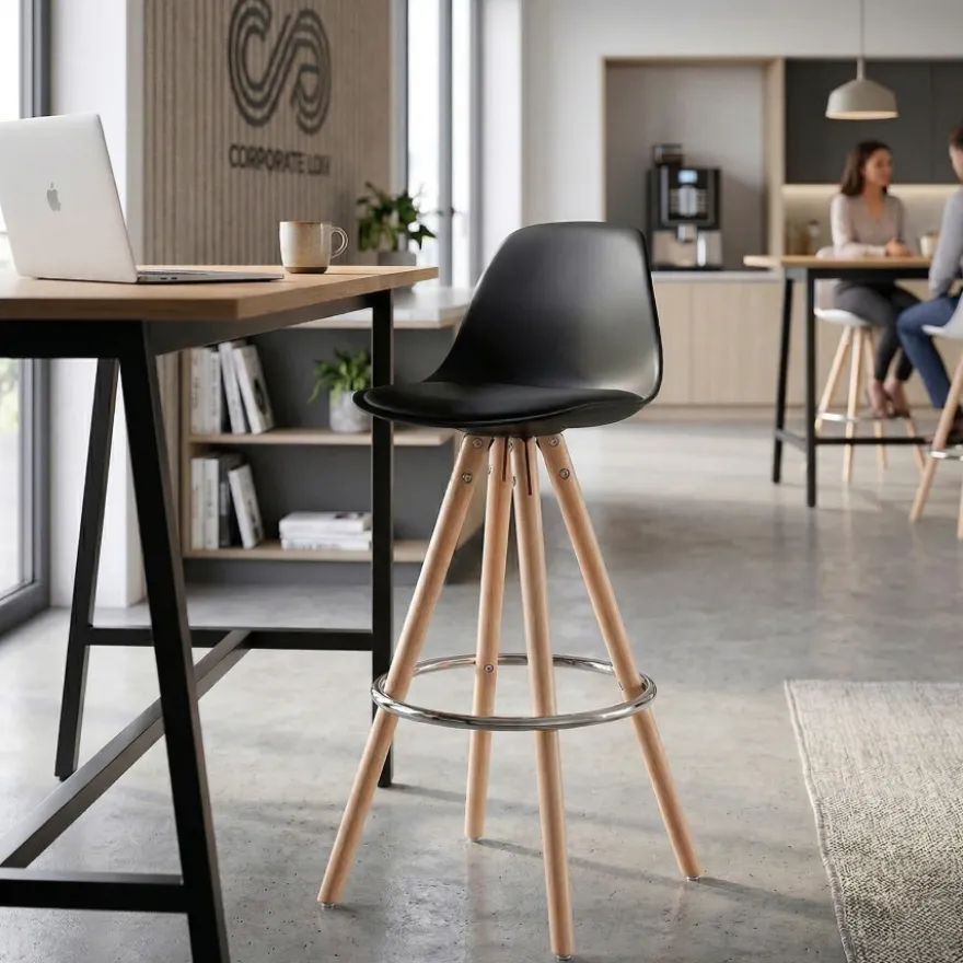 Sgabello alto Norway con gambe in legno, design scandinavo