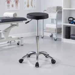 Sgabello da lavoro basso con ruote Hana