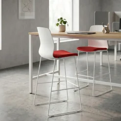 Sgabello da Ufficio Swing, Design elegante, Gambe in metallo